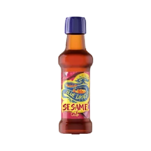 Botella de aceite de sésamo Blue Dragon de 150ml. El aceite de sésamo es un aceite vegetal prensado en frío a partir de semillas de sésamo. Es rico en ácidos grasos saludables, como los omega-6 y los omega-3. Tiene un sabor y aroma característicos a nueces. Es un ingrediente popular en la cocina asiática, pero también se puede utilizar en otros platos.