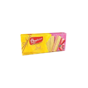 Imagen de un paquete de Bauducco Wafer Fresa de 140g. El paquete es de color rosa y blanco con el logotipo de Bauducco en la parte superior. En la parte delantera del paquete hay una imagen de un wafer con relleno de fresa.