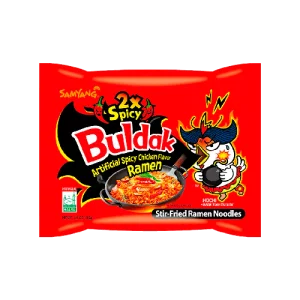 Estos fideos ramen instantáneos coreanos son ultra picantes, perfectos para los amantes del picante extremo. Hechos con salsa picante especial y fideos suaves, te ofrecen un sabor intenso y una experiencia explosiva.