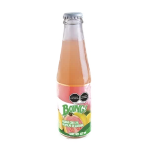 Boing Guayaba 237ml es un néctar de fruta hecho con 12% de pulpa de guayaba real. Es una bebida deliciosa y refrescante que te transporta al trópico con cada sorbo. Boing Guayaba está fortificado con calcio y hierro, lo que la convierte en una opción saludable para toda la familia.